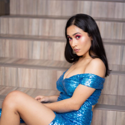 ▷ Cam de Julie Cruz ⇒ colombiana de 21 años 【𝐌𝐈𝐑𝐀𝐋𝐀】