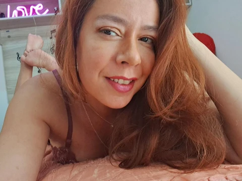 Ginger Milf