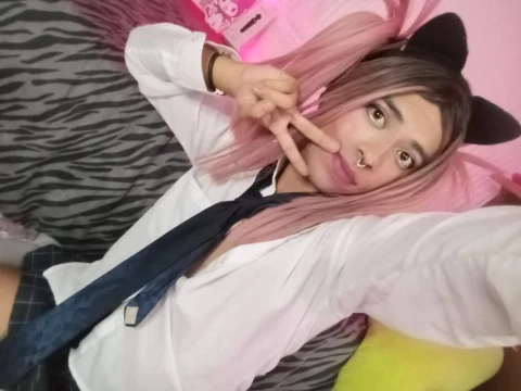 Nikol Twink