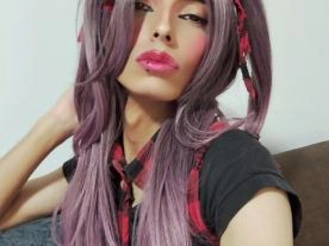 Xamila_mua